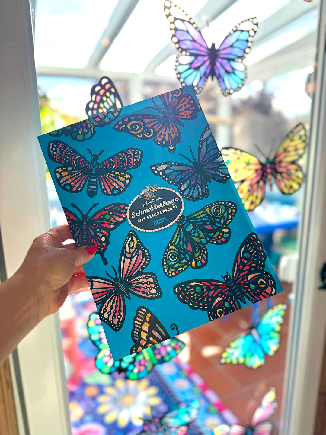 12 große, bunte Schmetterlinge aus Fensterfolie