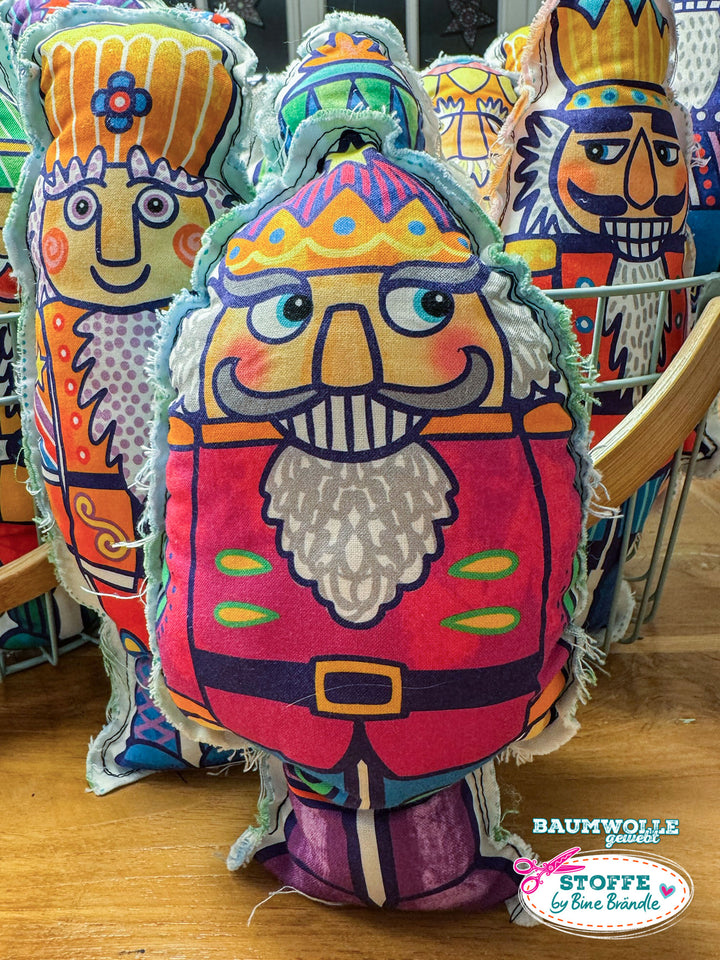 Nussknackerstoff groß - Stoff Klassiker