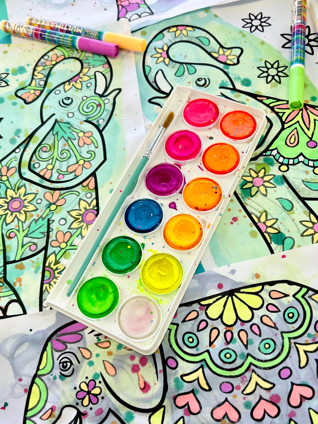 12 leuchtende Neon-Wasserfarben für Hobby-Künstler