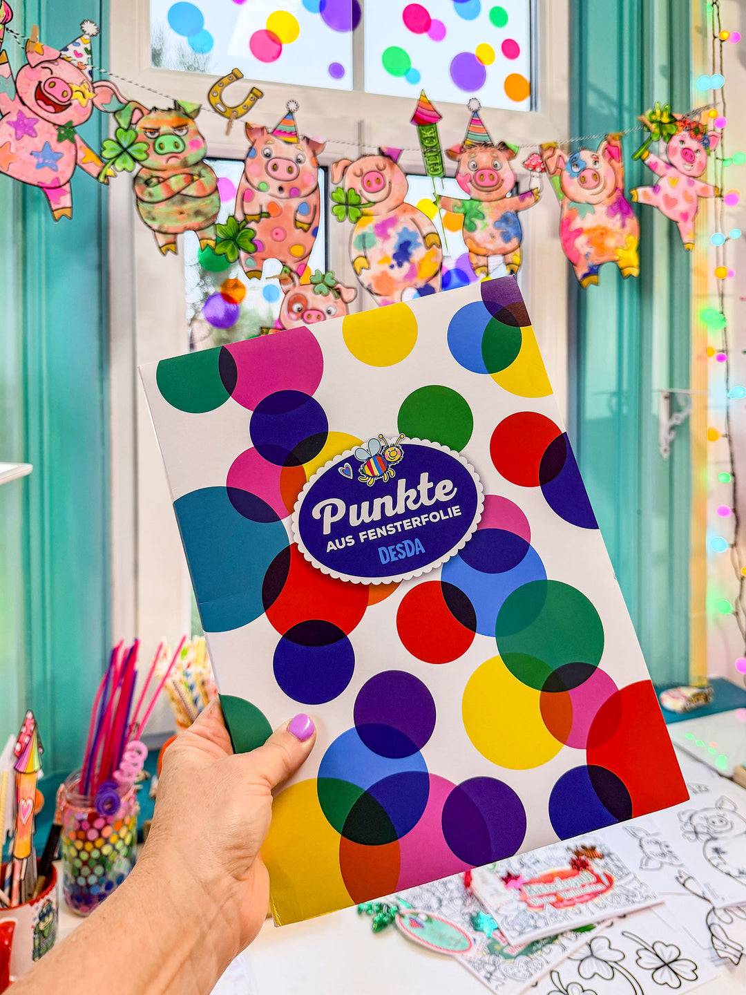 Punkte aus Fensterfolie - Neue Farben und noch mehr Punkte!