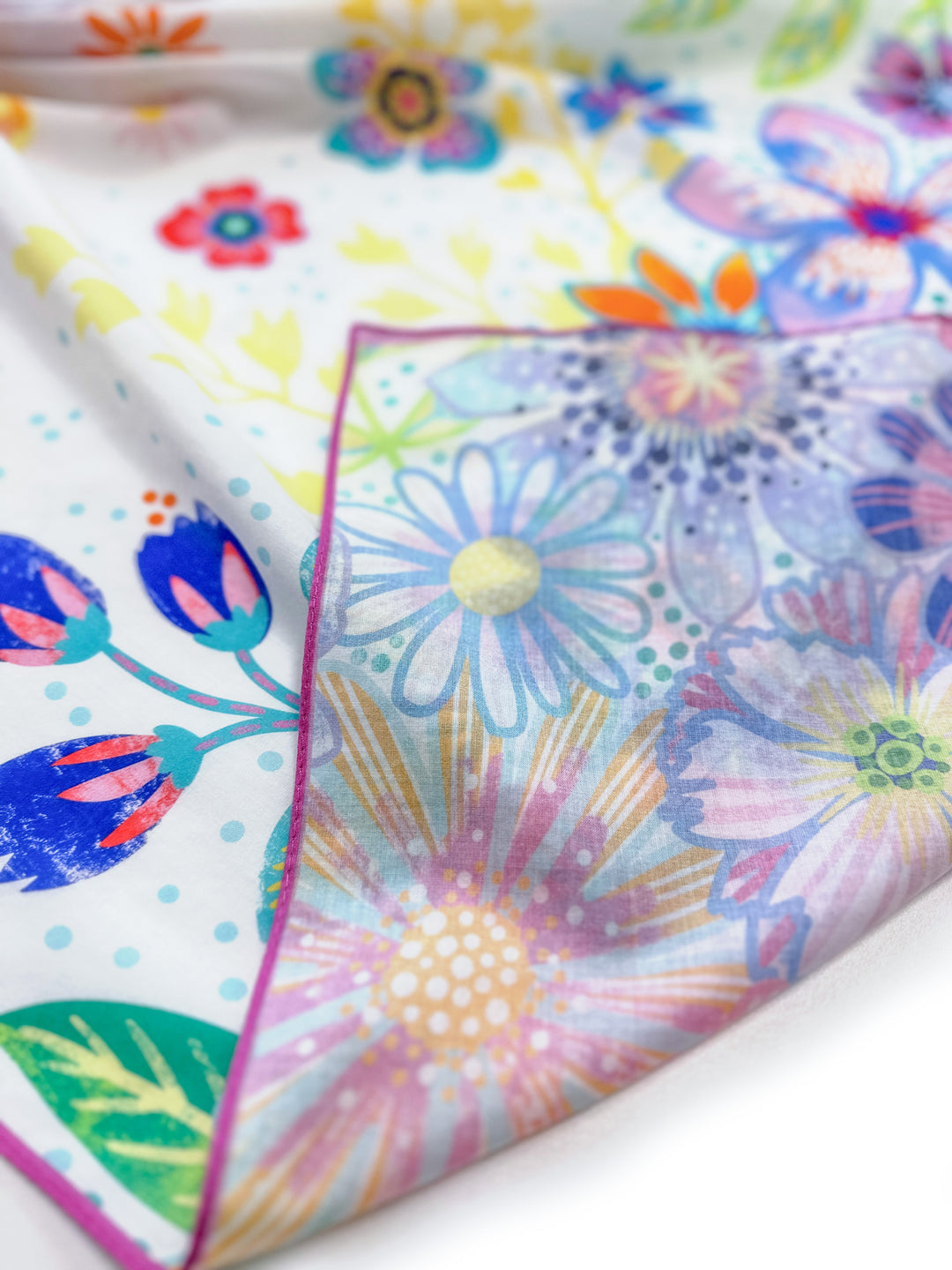 Tuch Blumenmeer weiß