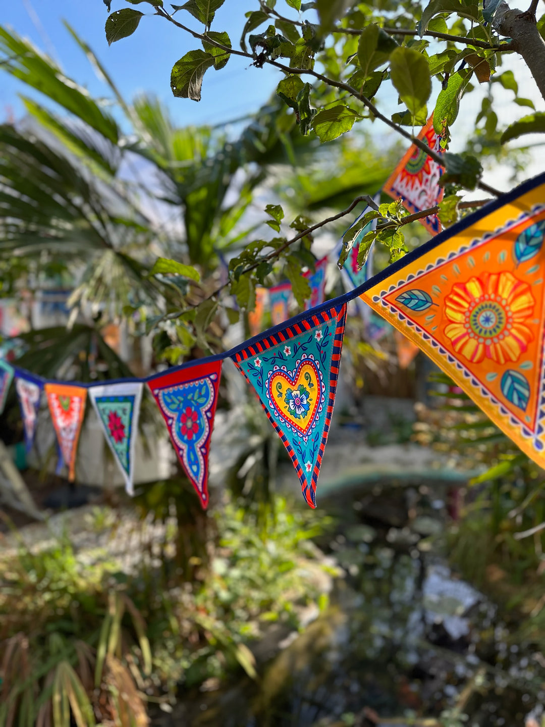 WIMPELGIRLANDE BLÜTEN