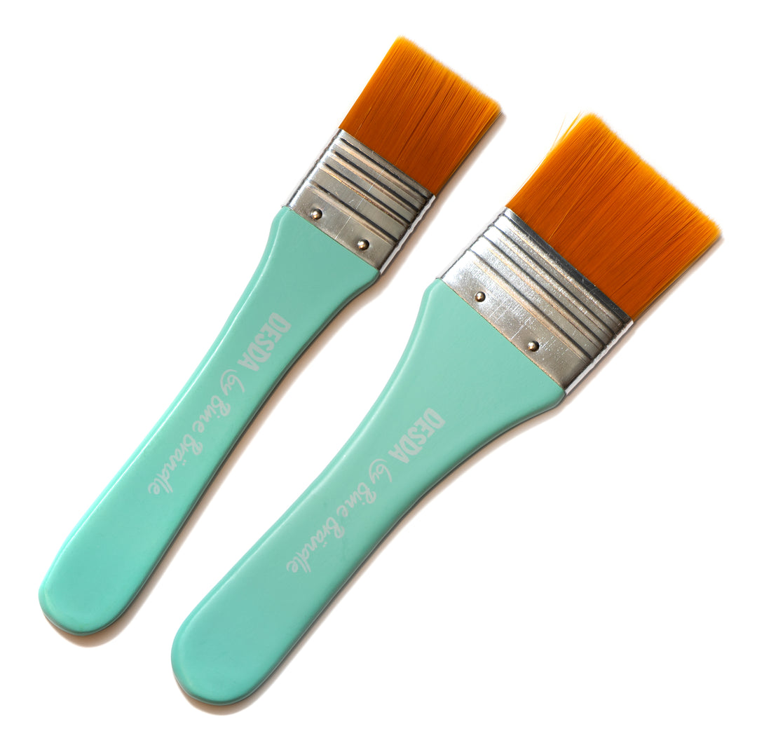 Bündel aller 4 Pinselsets mit Kurzstiel